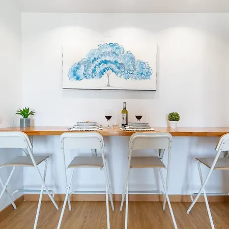 Modern Beach Apartment Valparaiso With Parking Malaga Exterior photo